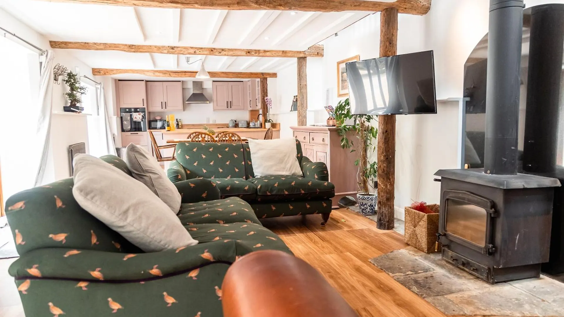 West Town Barn Villa Exeter